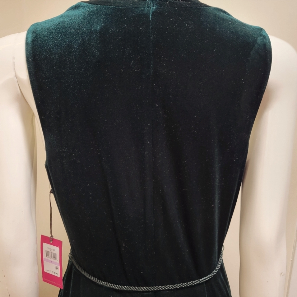 Vince Camuto  Emerald Green Velvet  Jumpsuit